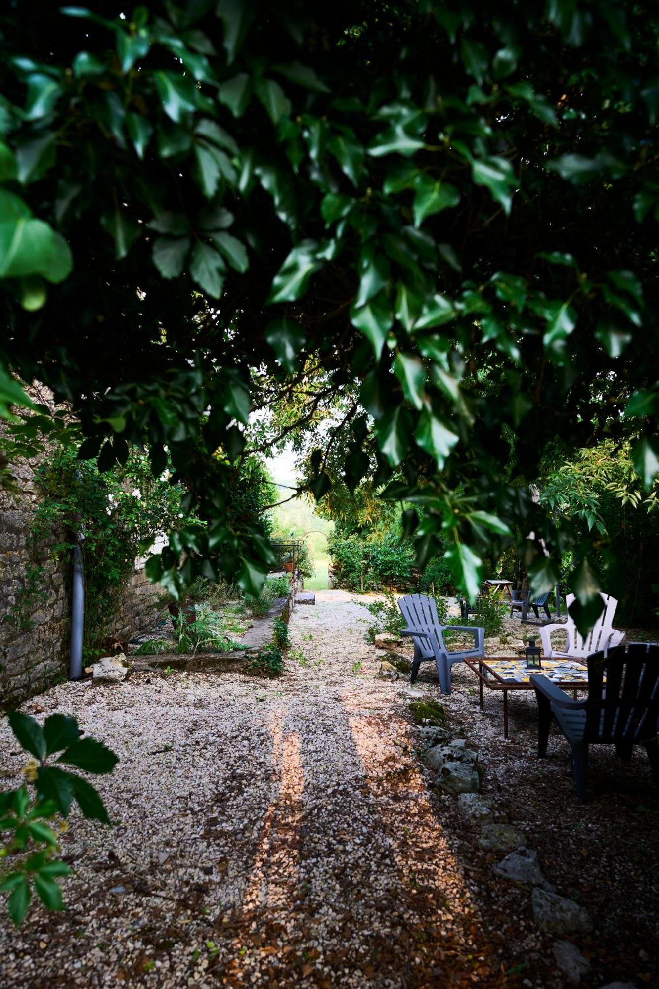 La Ferme De Roquedure Hotel Montfaucon  Ngoại thất bức ảnh